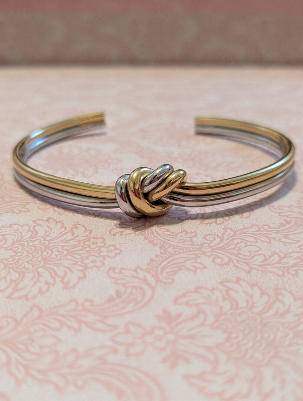 Waldor & Co Dual Knot Bangle Bracelet